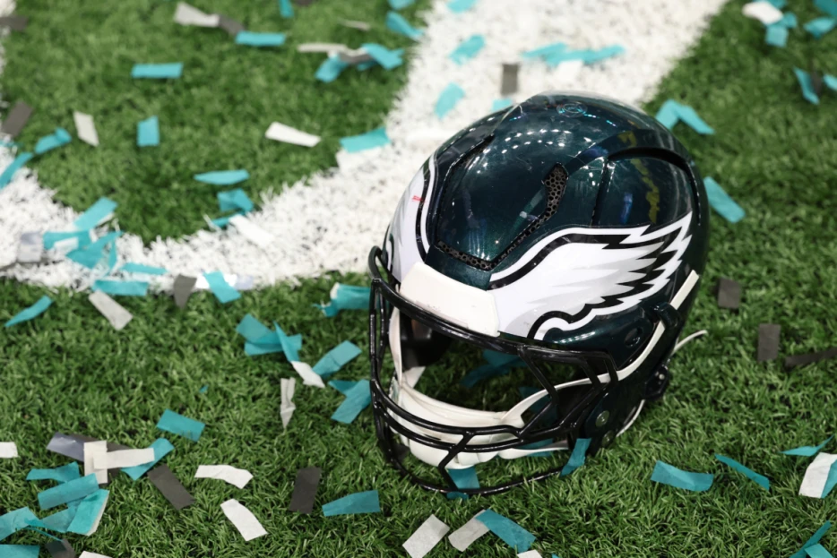 Former Philadelphia Eagles Super Bowl Champ LB Dead At 38
