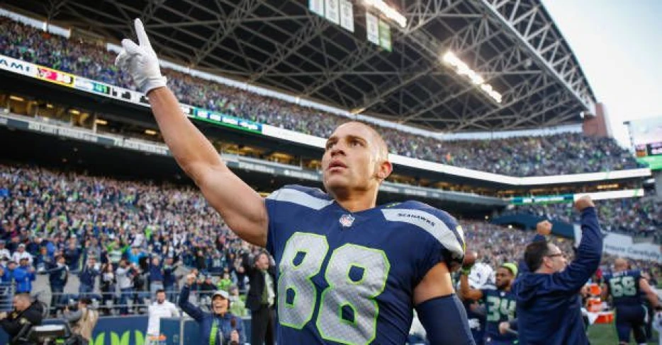 Former Seahawks tight end Jimmy Graham just set a world record