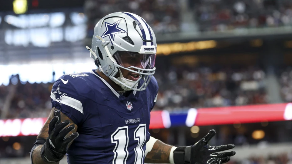 Micah Parsons takes it like a pro after getting booed at Fever-Liberty