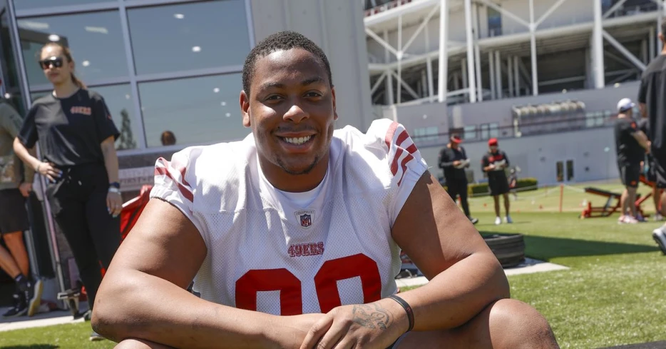 Report: 49ers sign second-round pick Alfred Collins to four-year, $10.3 million deal