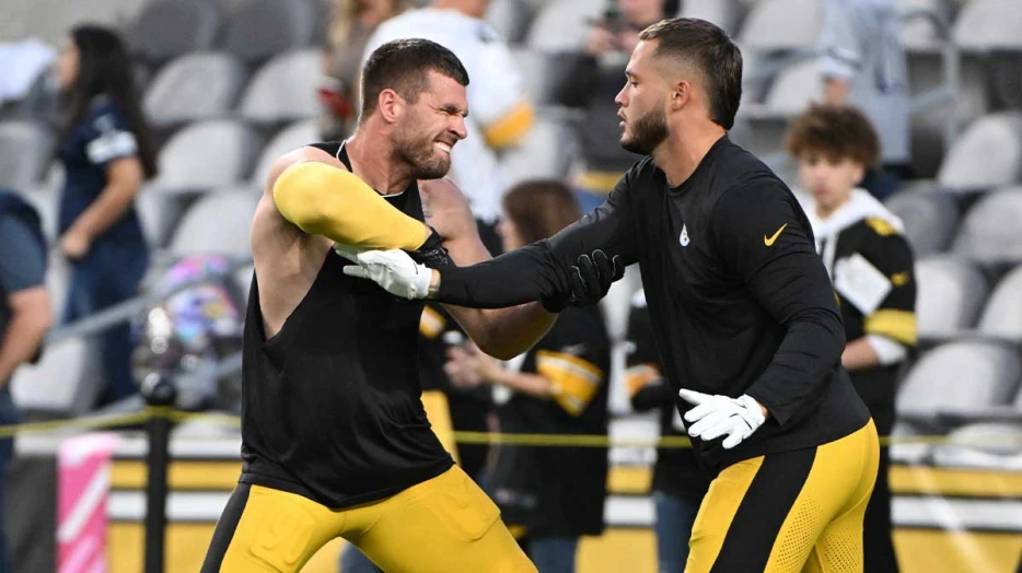 Steelers’ T.J. Watt posts picture with teammate right before $123 million contract extension