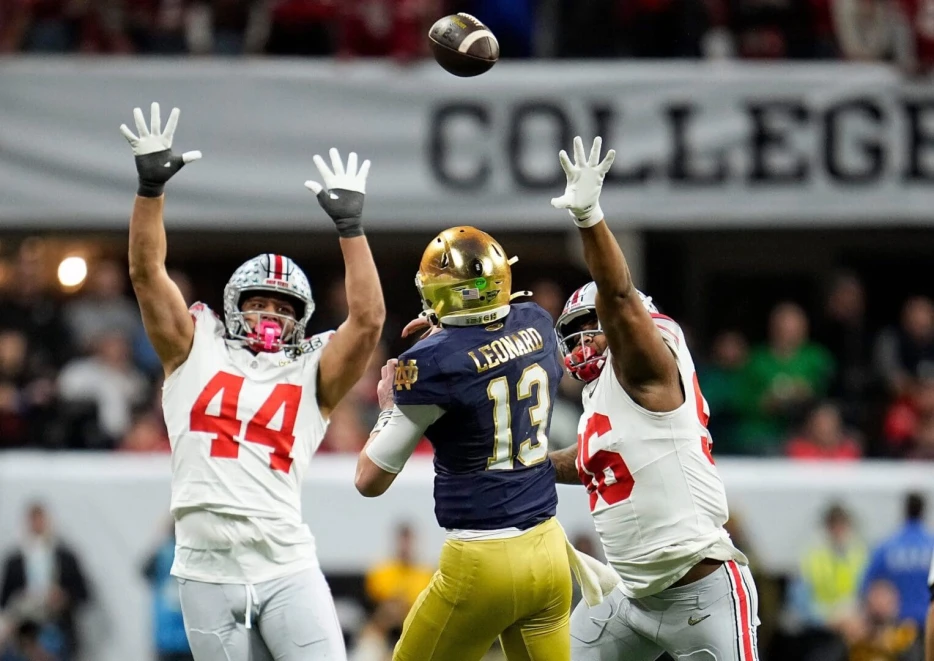 Colts Sign Second-Round DE JT Tuimoloau