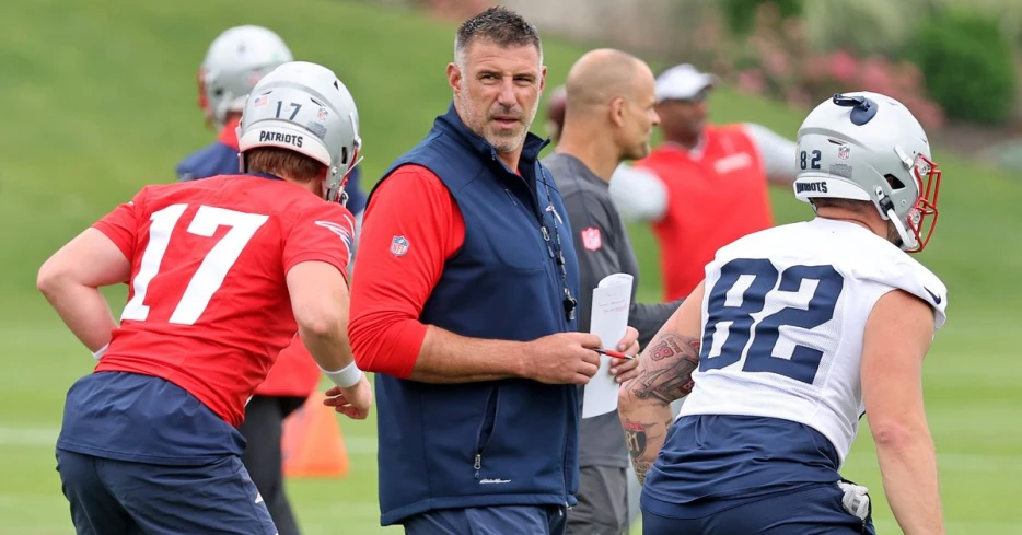 New England Patriots links 7/18/25 - Packing for camp: Questions, position previews