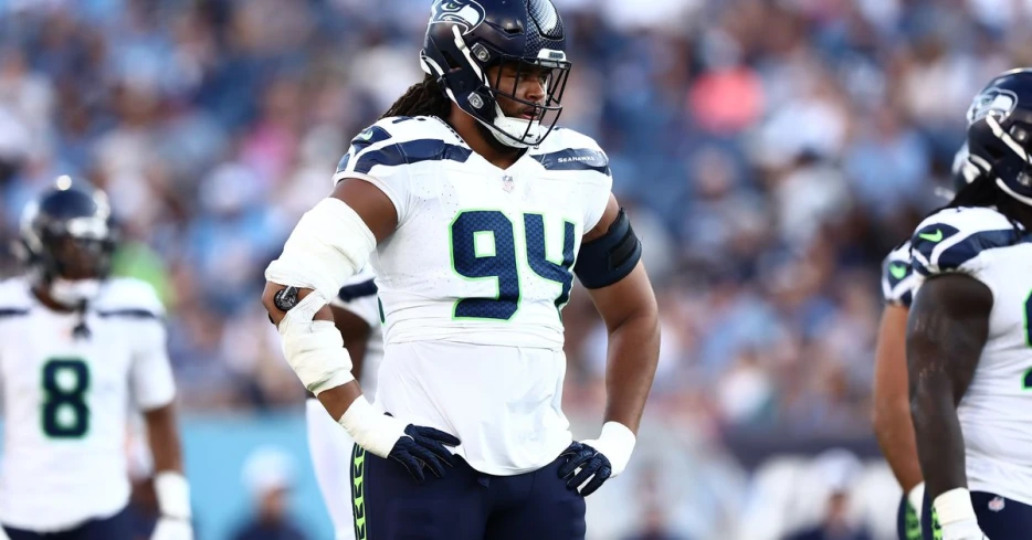Pre-Snap Reads 7/18: Healthy Mike Morris makes the Seahawks better