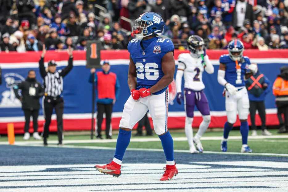 Three Key Battles to Watch at New York Giants Training Camp