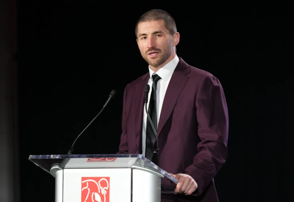 J.C. Tretter, Don Davis Are Frontrunners For Interim NFLPA Exec. Director