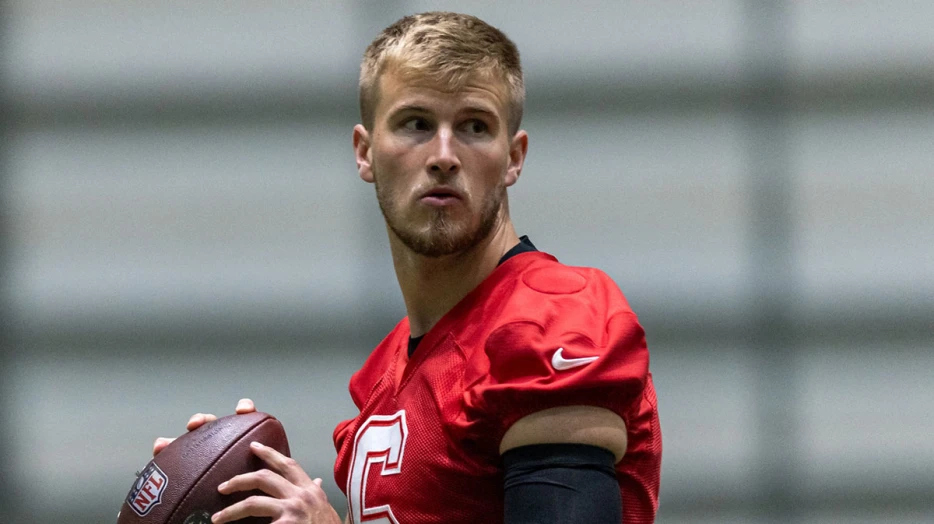 Saints QB Tyler Shough signs 4-year contract