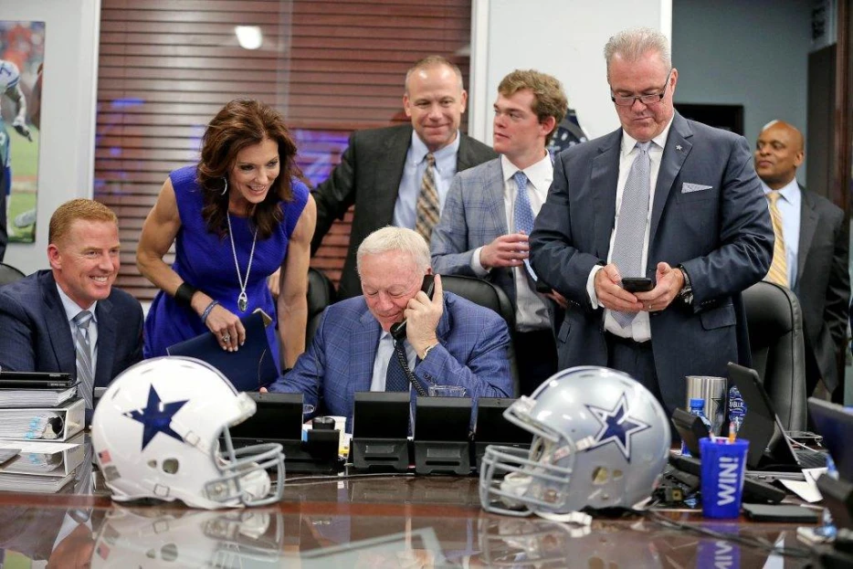 This draft miscue sealed the Cowboys’ fate in 1998