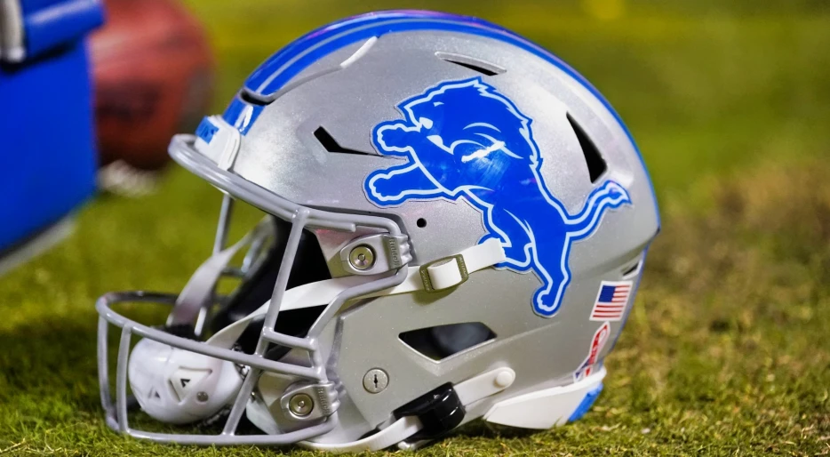 Detroit Lions Star Will Miss Entire 2025 With Torn ACL