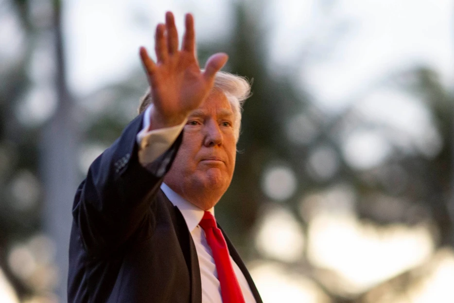Donald Trump threatens to shut down new stadium without Commanders name change