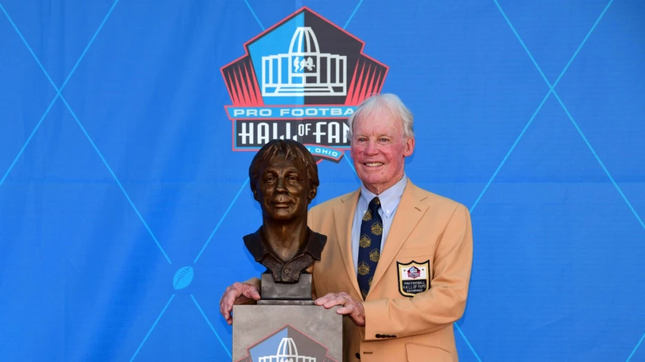 Washington names draft room after Hall of Fame G.M. Bobby Beathard
