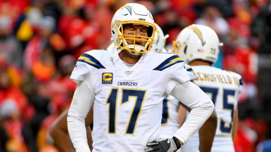 Philip Rivers officially retires from NFL with Chargers