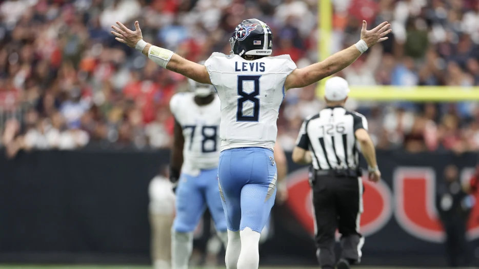 Why Titans’ Will Levis is undergoing surgery that ends 2025 season before it begins