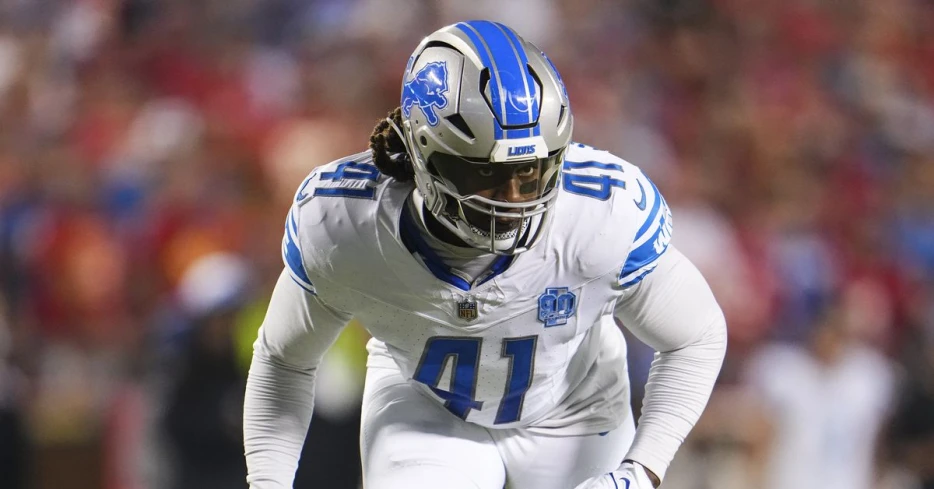 Cowboys sign veteran edge rusher James Houston