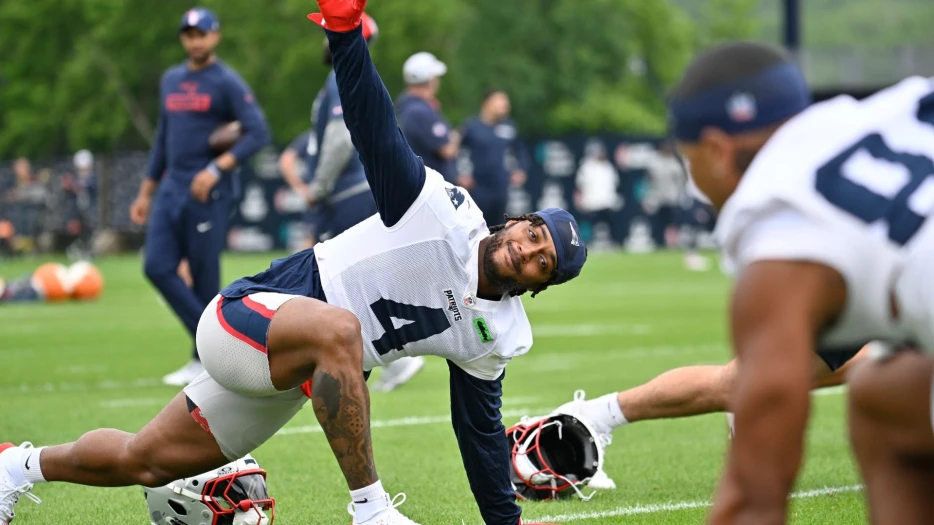 Patriots Training Camp: Running Back Labeled ‘Under-The-Radar’