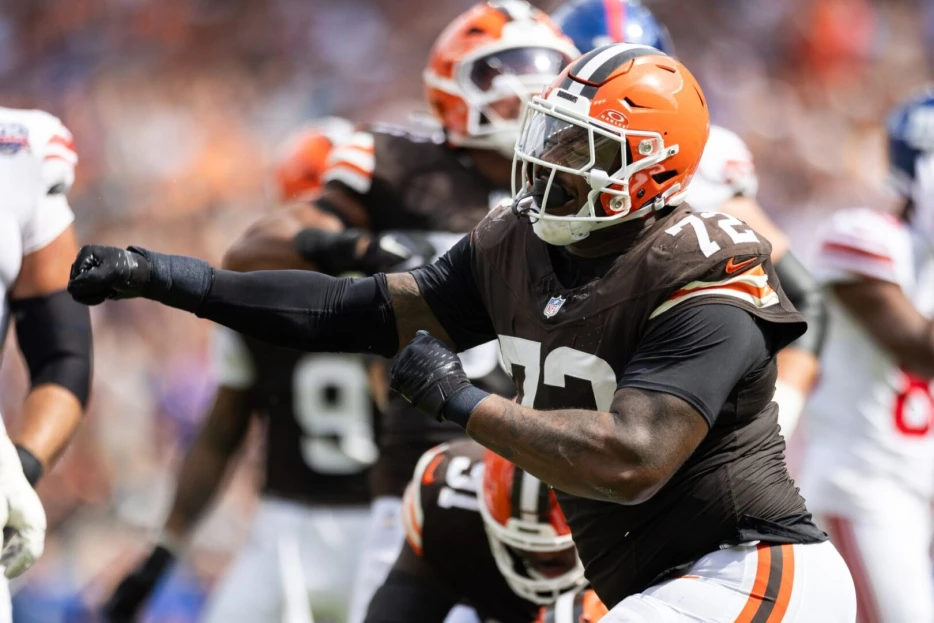 Raiders Worked Out Seven Including DL Quinton Jefferson