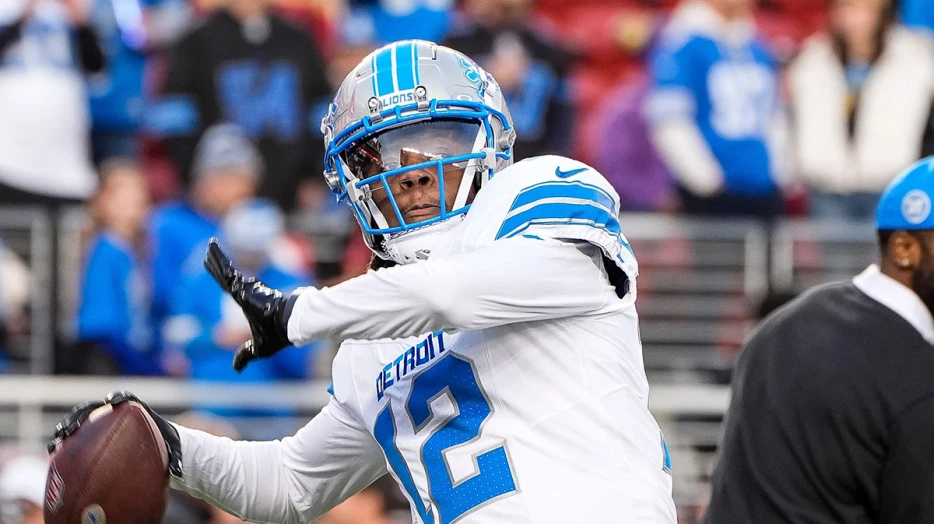 Warren Moon wants Ex-NFL QB to ditch HS coaching job to mentor Titans’ Cam Ward