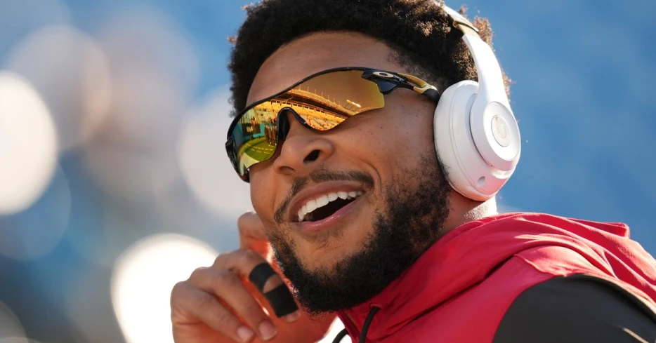 Buccaneers safety Antoine Winfield, Jr. healthy and all over the the field in camp