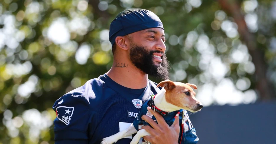 Carlton Davis among 3 Patriots to pass physicals at start of training camp