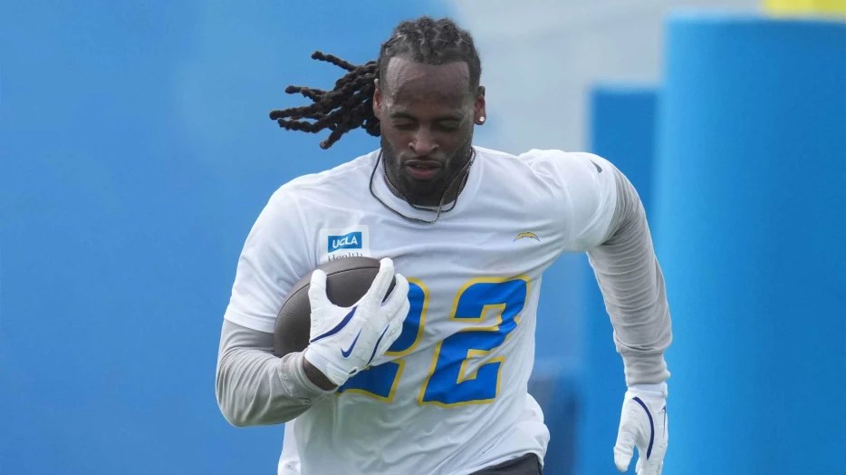 Chargers’ Jim Harbaugh gives cryptic Najee Harris injury update after fireworks debacle