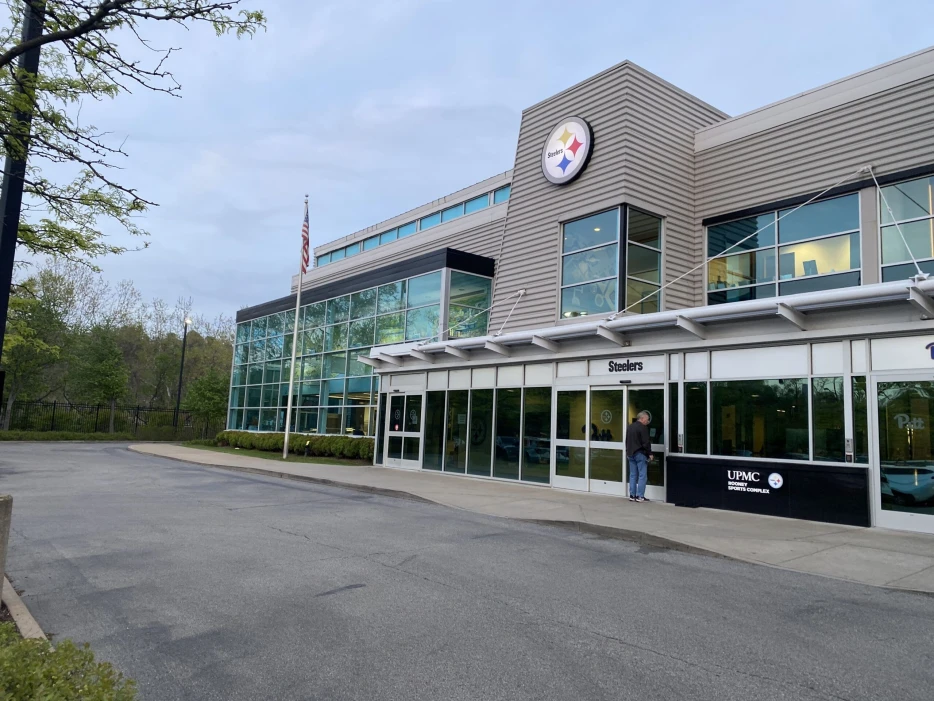 Former Steelers WR Defends Team’s Facilities: ‘You Felt the History Everyday’