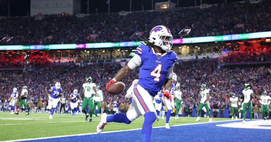 James Cook reports to Buffalo Bills training camp amid contract dispute