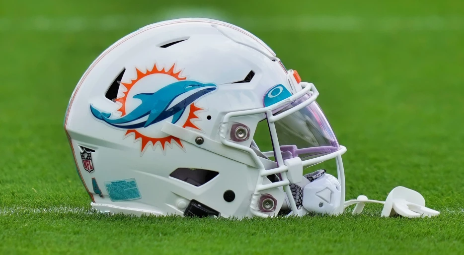 Miami Dolphins Star Suffers Devastating Injury In Training Camp, Airlifted Via Helicopter To The Hospital
