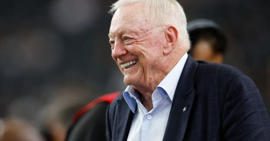 NFL insider suggests Dallas Cowboys wait on big deals as PR investment for attention