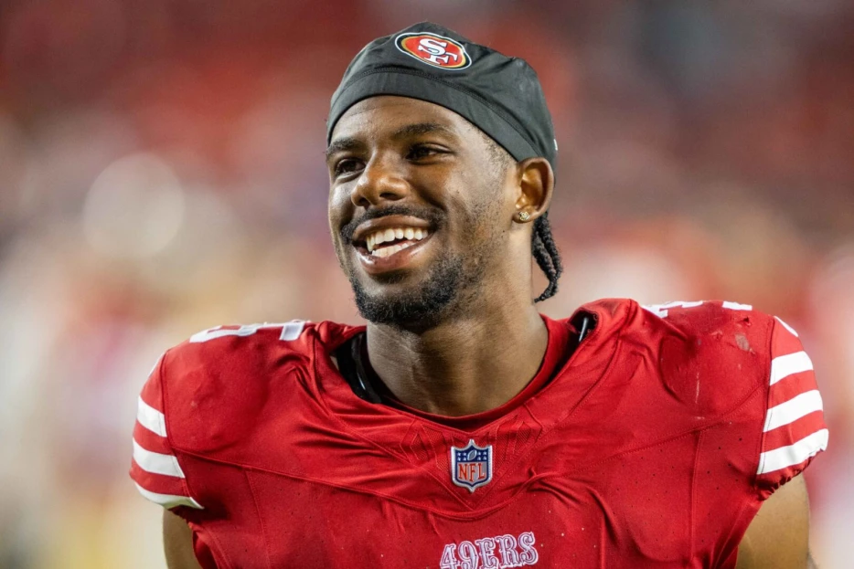 Panthers Sign CB Tre Swilling