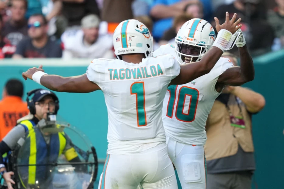 Tua Tagovailoa Reveals Cryptic Update on His Tyreek Hill Relationship