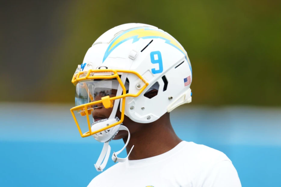 Bears Host DJ Chark; WR’s Playing Future Uncertain