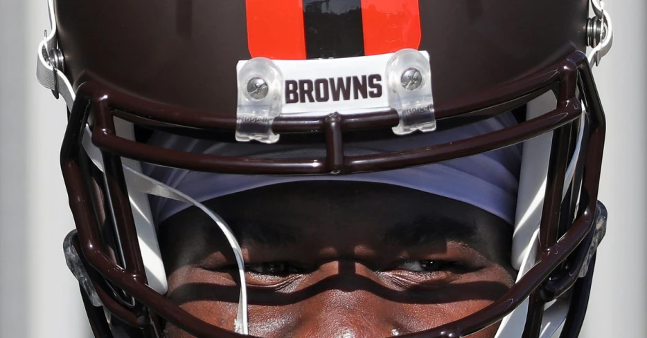 Daily Dawg Chow 7/24: Browns news, Training camp officially begins and new alternate helmet revealed