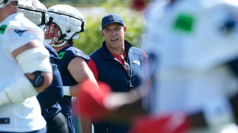 Mike Vrabel Reveals 3 ‘Objectives’ For Successful Patriots Camp