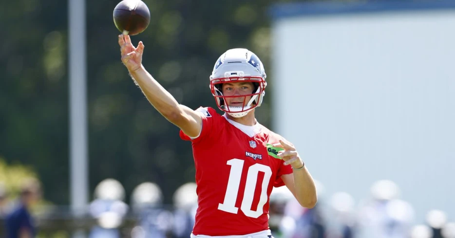 Patriots Training Camp Notebook: Drake Maye has efficient day operating the quick game