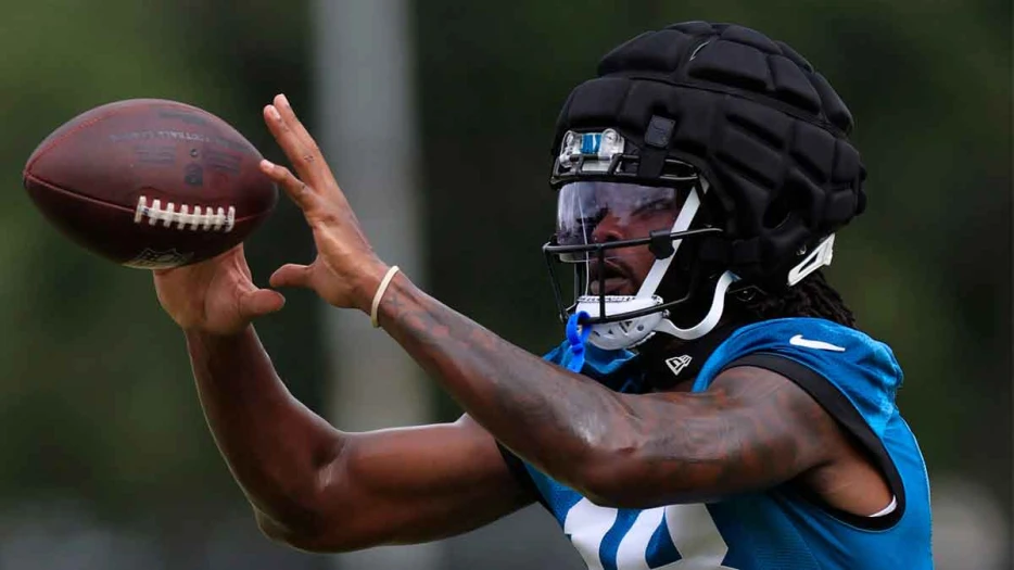 Raiders inks former Cowboys WR, Broncos draft pick