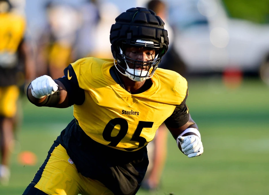Steelers DT Keeanu Benton Eyeing Breakout Year after Offseason Transformation