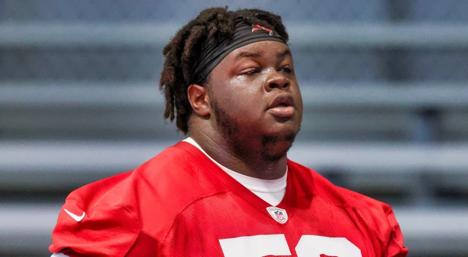 Tampa Bay Buccaneers Spark Massive Backlash For Labeling 449-Pound Desmond Watson With Controversial Illness Tag At Camp