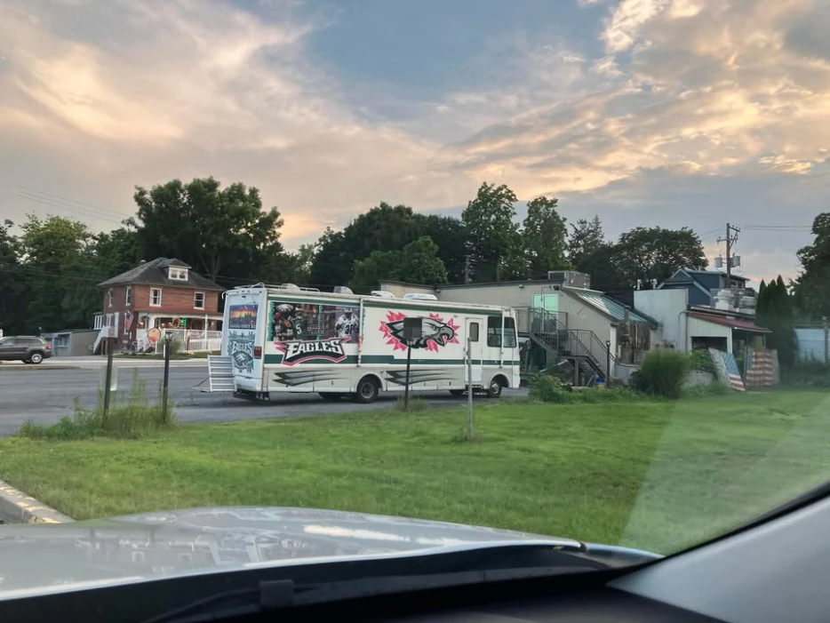 (UPDATED) – We Need to Find the Owner of this McNabb-era Eagles RV, Which Has Been Sitting for Years in the Parking Lot of a Shuttered Hummelstown Restaurant