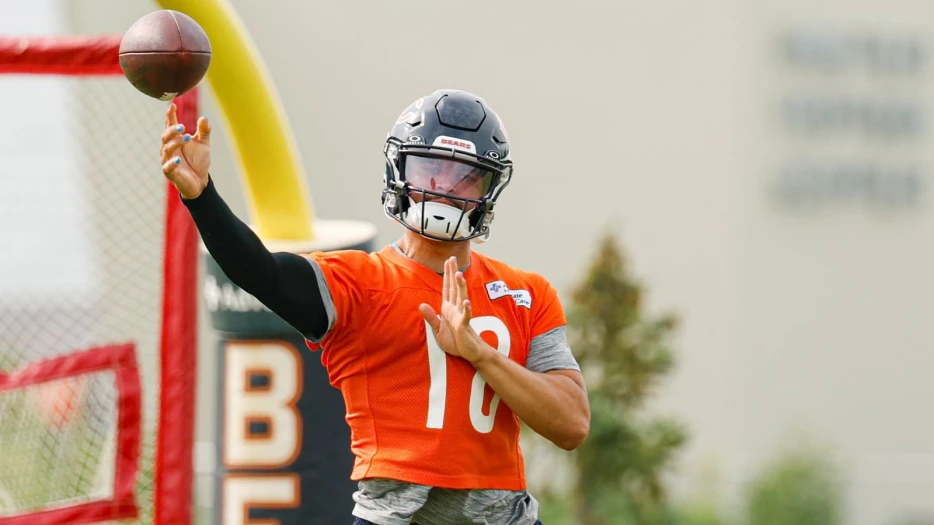 Caleb Williams Accuracy Issues Resurface In New Videos From Chicago Bears Training Camp