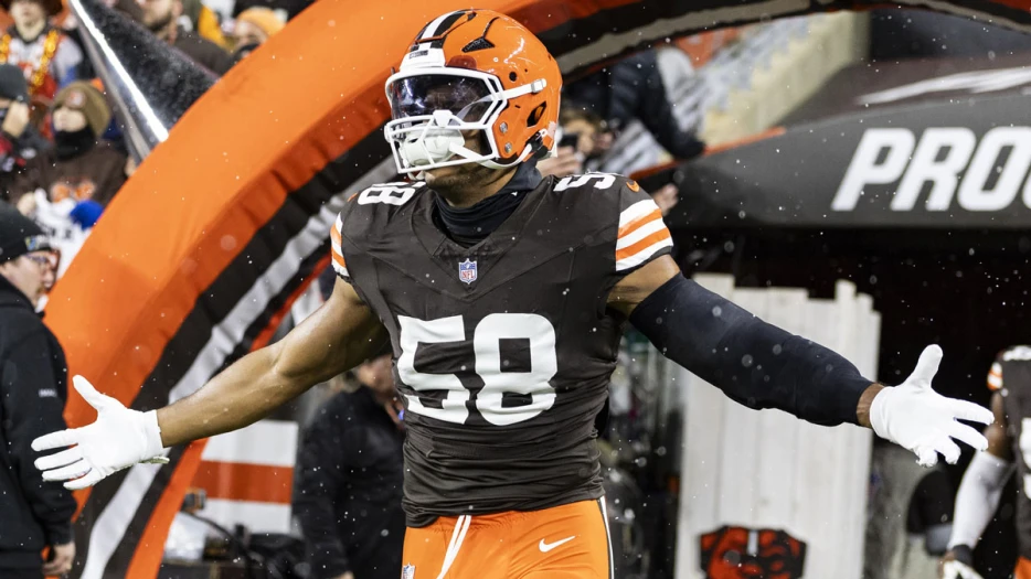Former Super Bowl champion LB announces NFL retirement