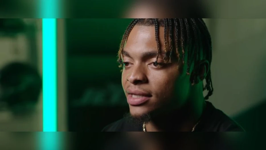 Justin Fields Returns To Jets Practice One Day After Injury Scare