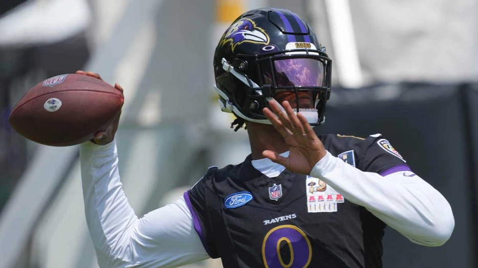 Lamar Jackson reacts to Jaire Alexander’s clear message in training camp