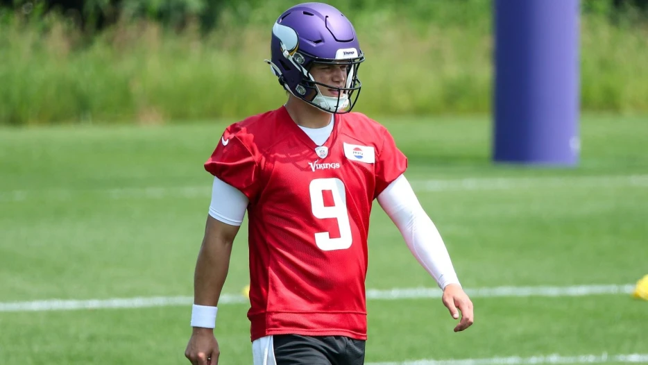 Minnesota Vikings Superstar Justin Jefferson Causes Concern With JJ McCarthy Comments