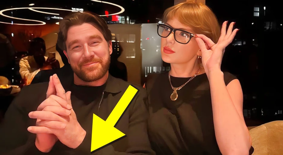 PHOTO: Travis Kelce’s Phone Lockscreen Gets Exposed Online, And It Sent Swifties Into An Absolute Frenzy