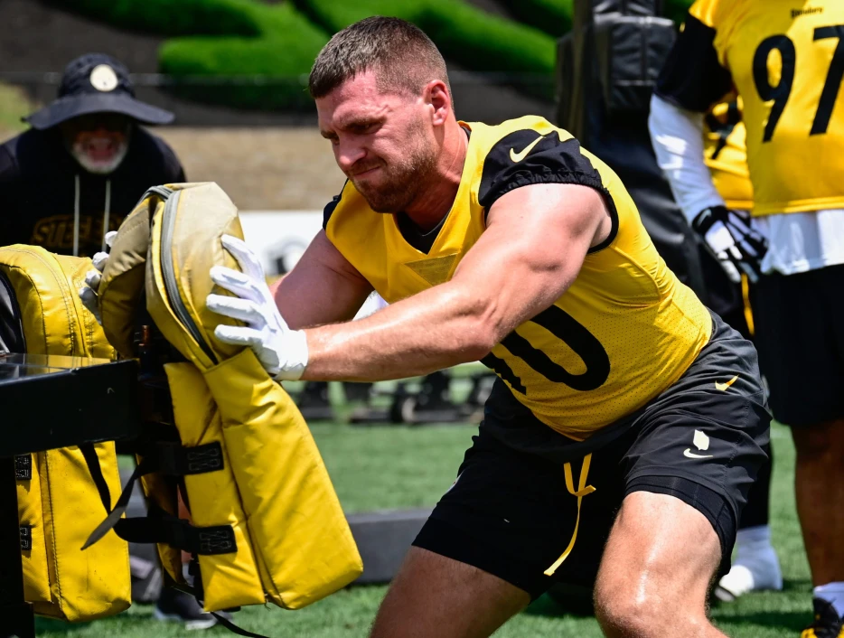 T.J. Watt Focused on Longevity Entering Ninth NFL Season
