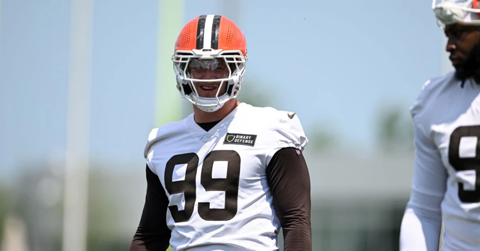 Browns training camp: Surprise candidate emerges to start opposite Myles Garrett