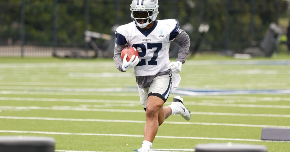 Cowboys RB’s Miles Sanders and Deuce Vaughn impress in first week of training camp