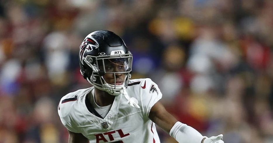 Darnell Mooney missing time is an opportunity for the Falcons to become a better team