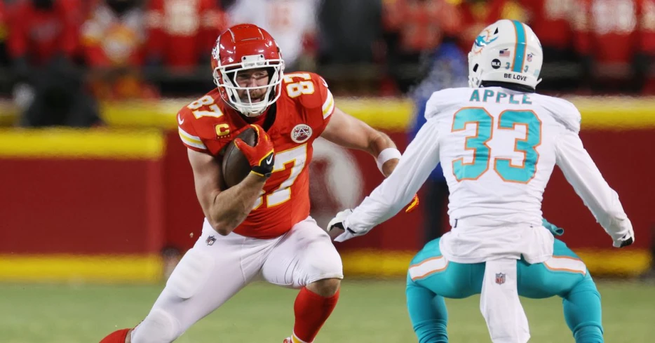 49ers sign former first-round cornerback to a one-year deal