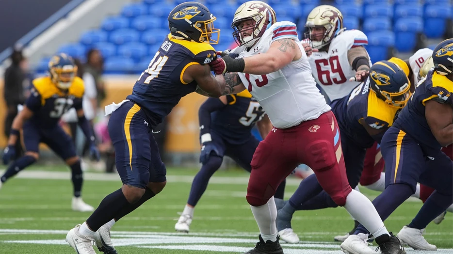 49ers taking a look at intriguing edge rusher